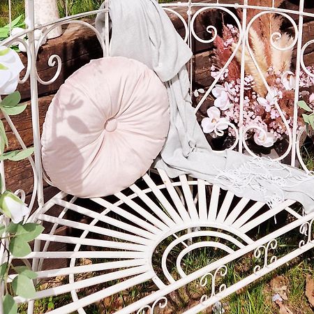 Villa Follemira Cz - Kitchen - Garden - Bike Storage Pencin Εξωτερικό φωτογραφία