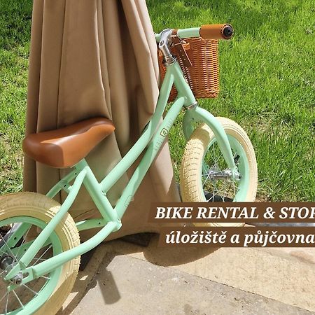 Villa Follemira Cz - Kitchen - Garden - Bike Storage Pencin Εξωτερικό φωτογραφία